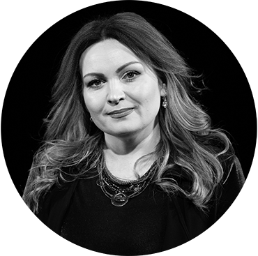 Actriță - Inga Marcu Actriță - Inga Marcu